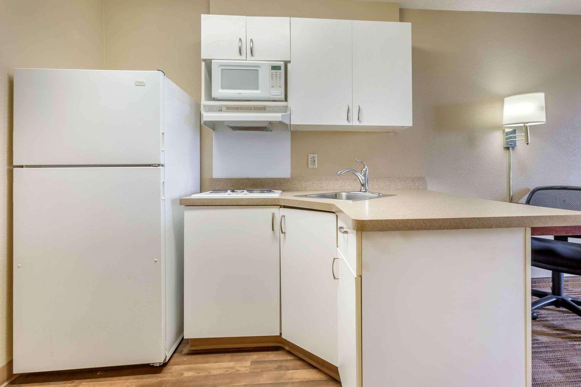 Extended Stay America Select Suites - Phoenix - Deer Valley Екстер'єр фото