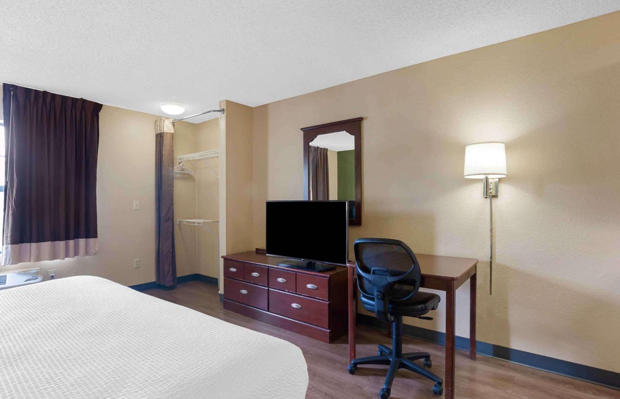 Extended Stay America Select Suites - Phoenix - Deer Valley Екстер'єр фото