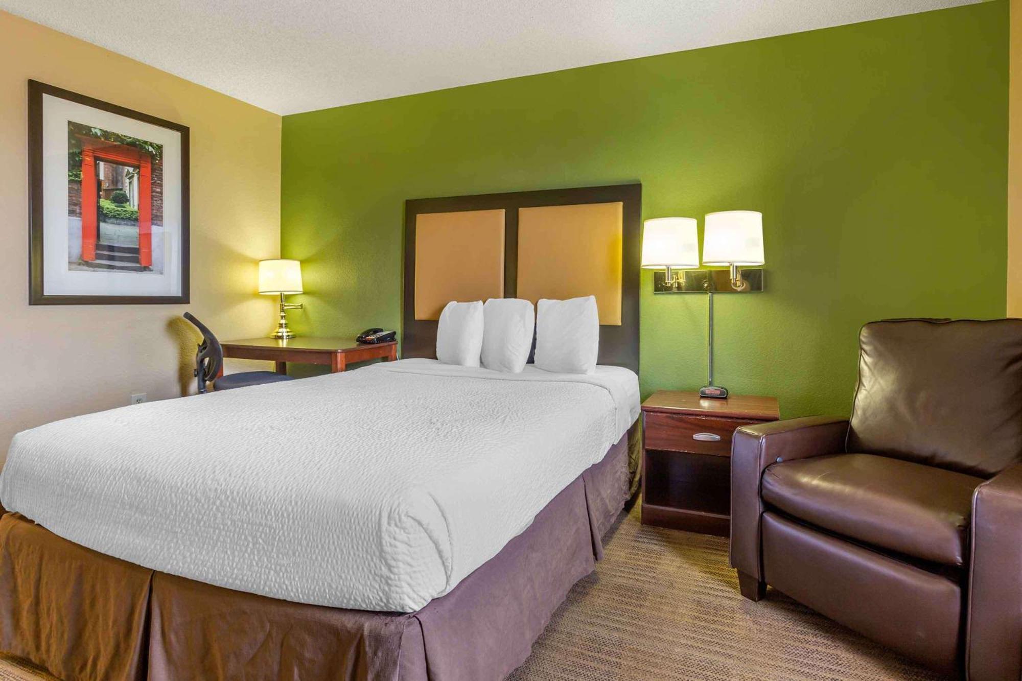 Extended Stay America Select Suites - Phoenix - Deer Valley Екстер'єр фото