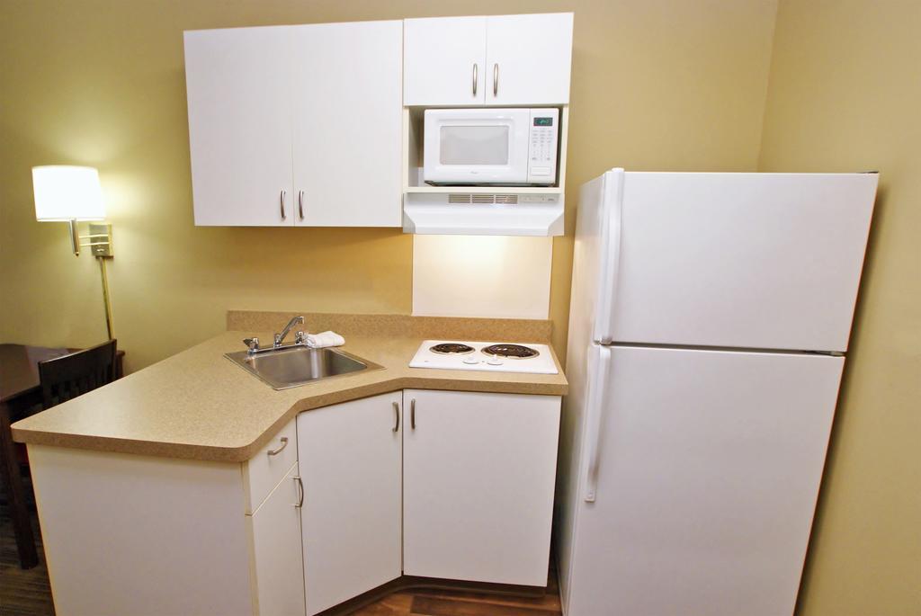 Extended Stay America Select Suites - Phoenix - Deer Valley Екстер'єр фото