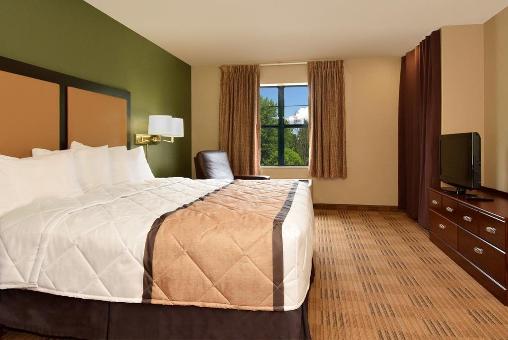 Extended Stay America Select Suites - Phoenix - Deer Valley Екстер'єр фото