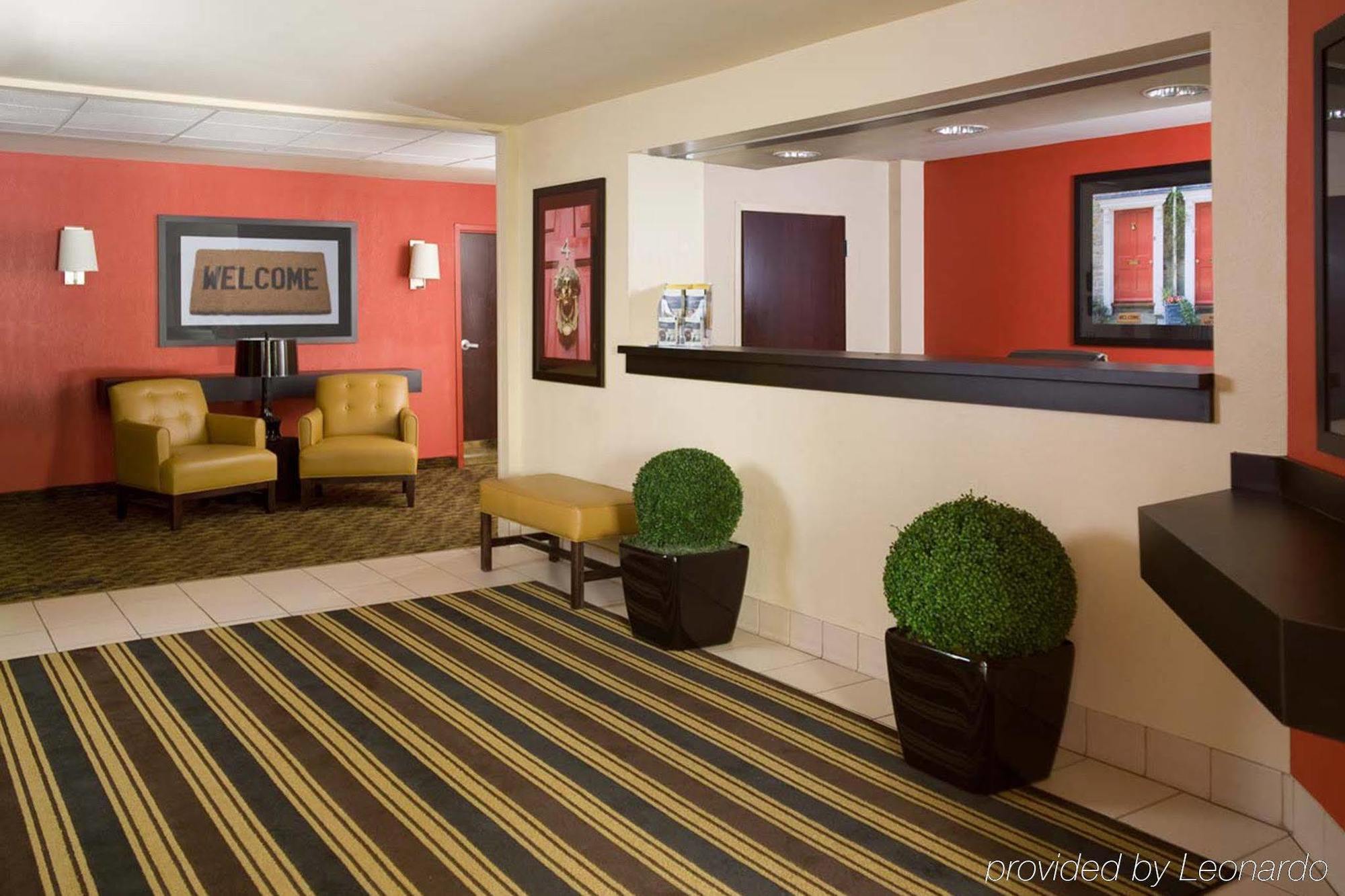 Extended Stay America Select Suites - Phoenix - Deer Valley Екстер'єр фото