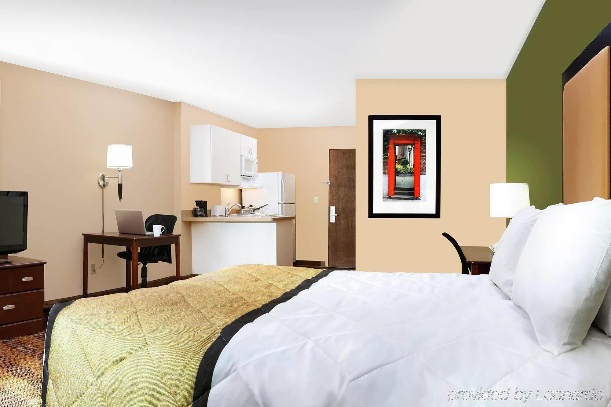 Extended Stay America Select Suites - Phoenix - Deer Valley Екстер'єр фото